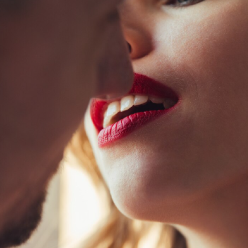 Fotos profissionais em casa: Truques simples de luz e pose usando só o celular